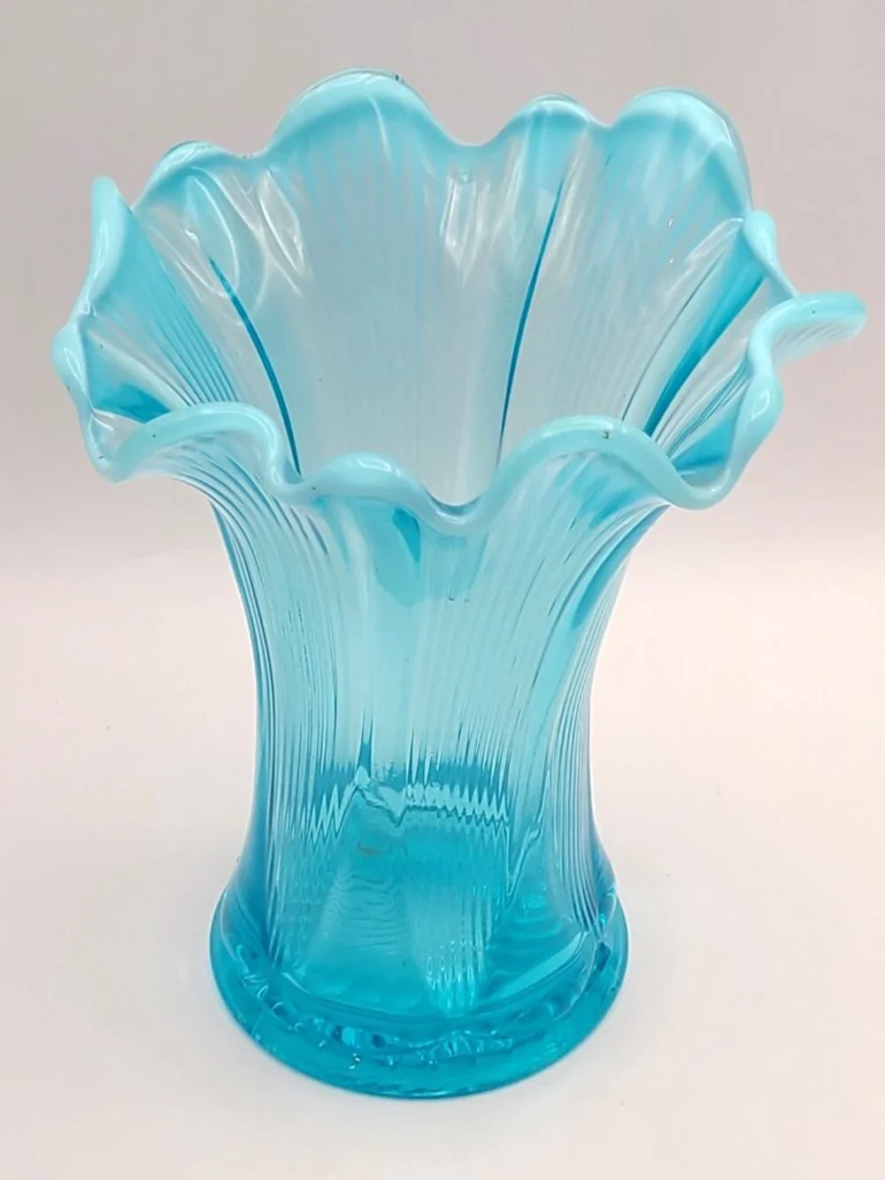 Jefferson Glass Antique Blue Opalescent Lined Heart Swung Vase 7